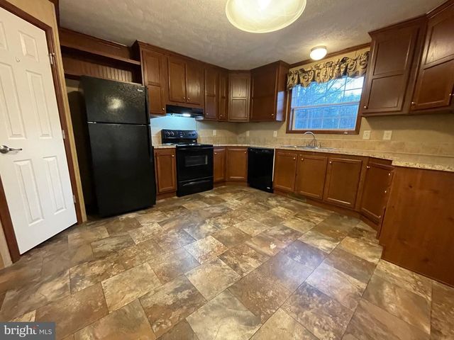59 FOREST DR., Pennsville, NJ 08070