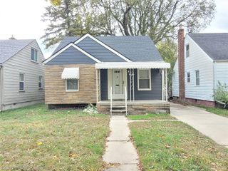 25873 Pennie Street, Dearborn Heights, MI 48125