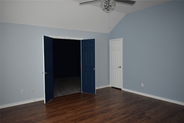 13725 Alterna Drive, Fort Worth, TX 76052