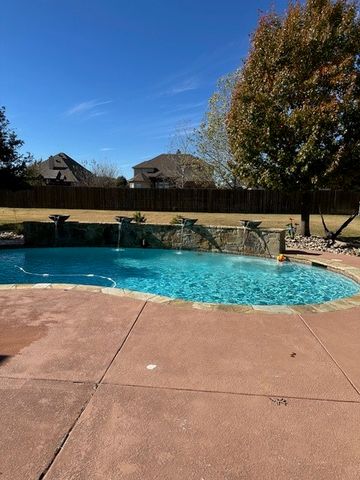 13725 Alterna Drive, Fort Worth, TX 76052