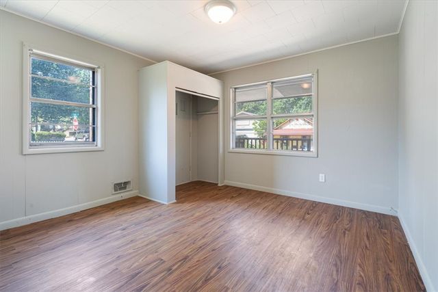 15 White Street, Eureka Springs, AR 72632