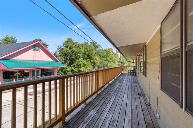15 White Street, Eureka Springs, AR 72632