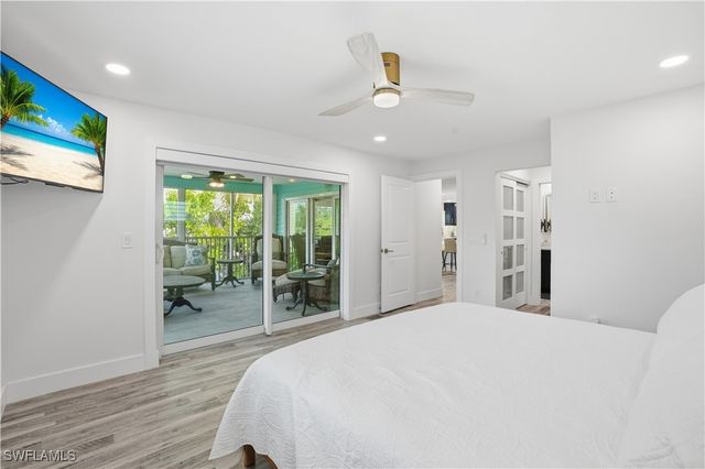 270 Dundee RD, Fort Myers Beach, FL 33931