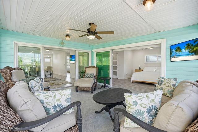 270 Dundee RD, Fort Myers Beach, FL 33931