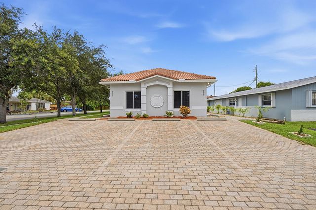 913 NE 12th Avenue, Pompano Beach, FL 33060