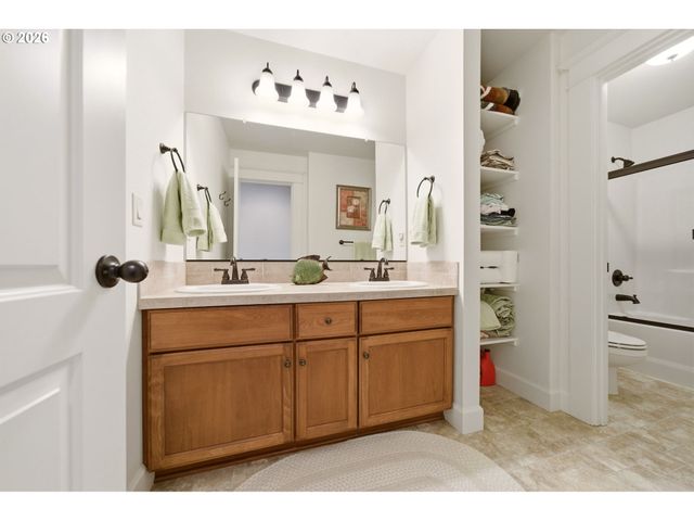 2910 Nw HILL St, Camas, WA 98607