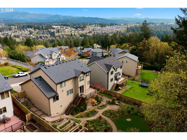 2910 Nw HILL St, Camas, WA 98607