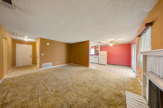 8243 Onyx Ct, Stockton, CA 95210