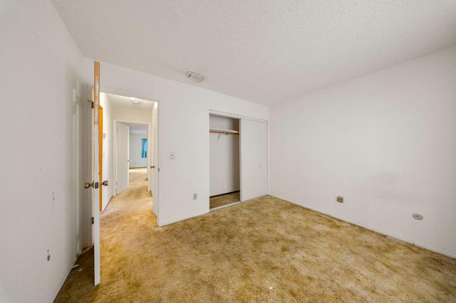 8243 Onyx Ct, Stockton, CA 95210