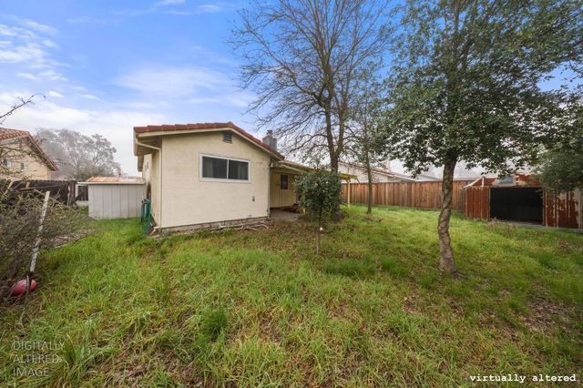 8243 Onyx Ct, Stockton, CA 95210