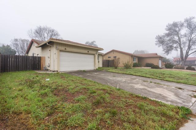 8243 Onyx Ct, Stockton, CA 95210