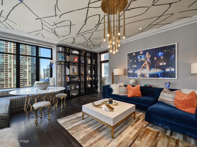 118 E ERIE Street 20D, Chicago, IL 60611