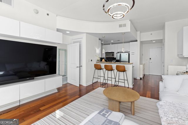 3324 Peachtree Road NE 1304, Atlanta, GA 30326