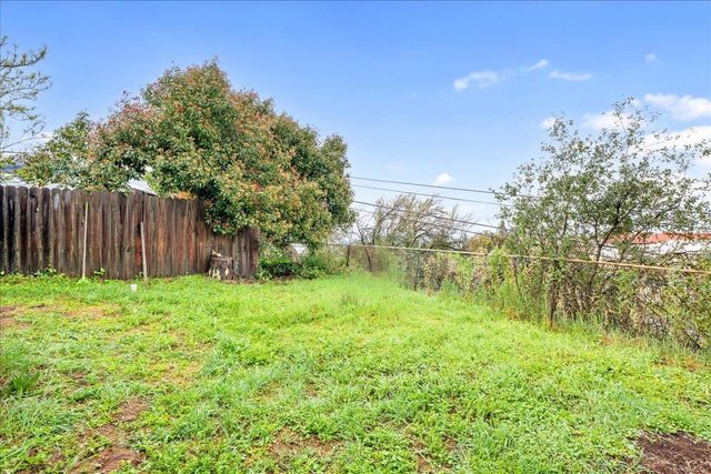 505 2nd St, Newcastle, CA 95658