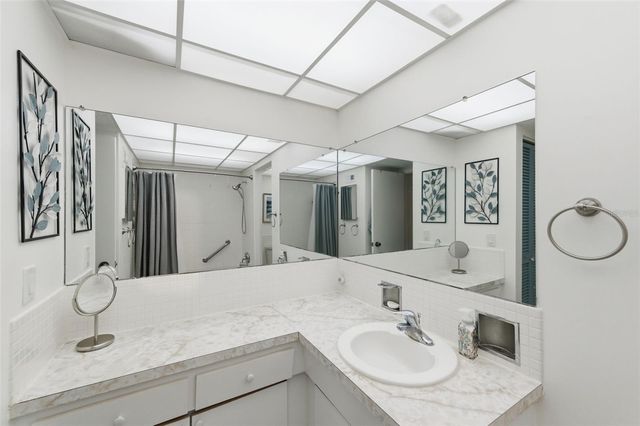 19029 US HIGHWAY 19 N 6-10, Clearwater, FL 33764