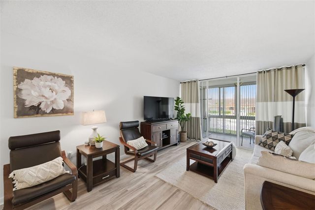 19029 US HIGHWAY 19 N 6-10, Clearwater, FL 33764