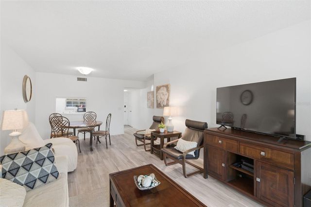 19029 US HIGHWAY 19 N 6-10, Clearwater, FL 33764