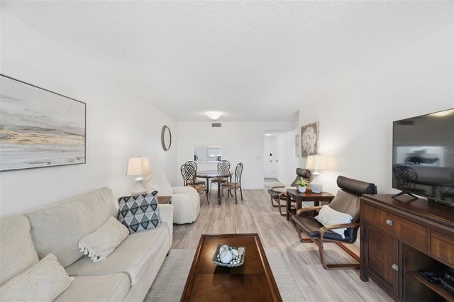 19029 US HIGHWAY 19 N 6-10, Clearwater, FL 33764