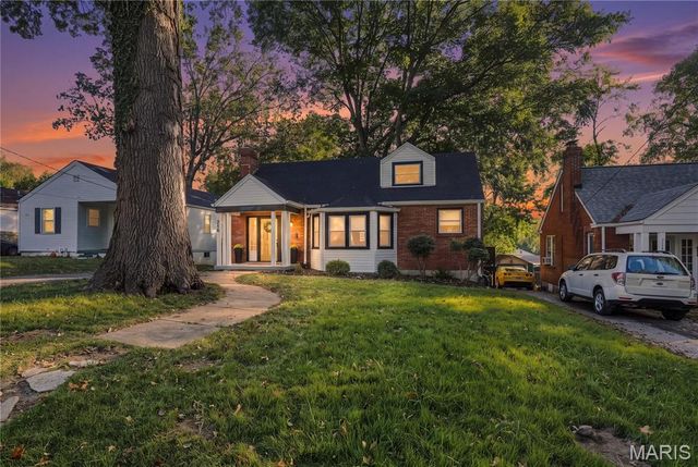 216 S Hartnett Avenue, Ferguson, MO 63135