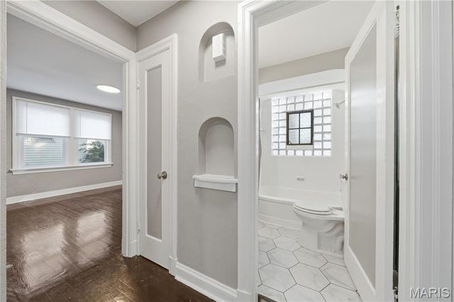 216 S Hartnett Avenue, Ferguson, MO 63135