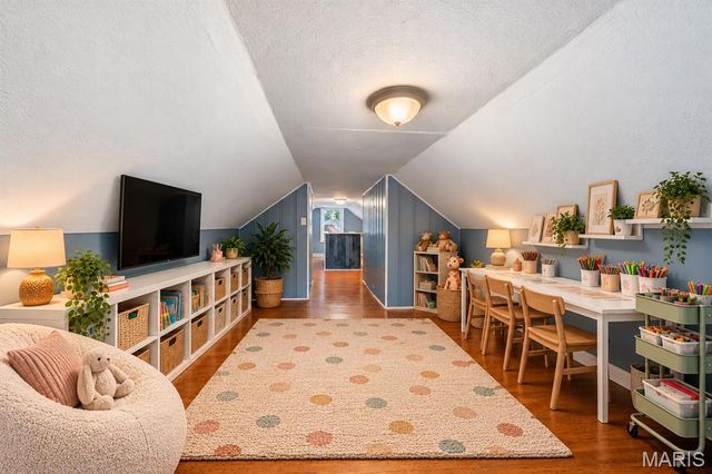216 S Hartnett Avenue, Ferguson, MO 63135
