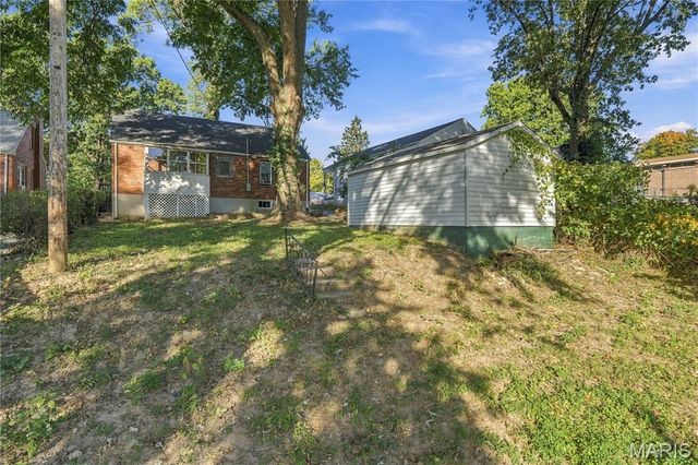 216 S Hartnett Avenue, Ferguson, MO 63135