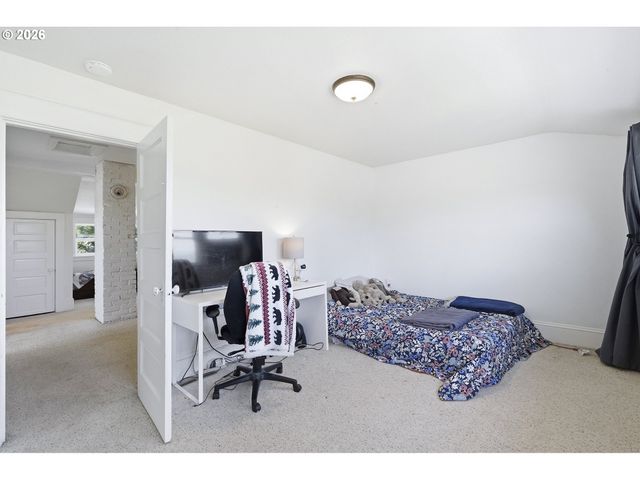 24051 Ne AIRPORT Rd, Aurora, OR 97002