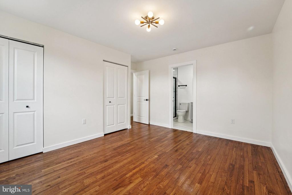 Image 16 of property listing at 436 OLD LINE AVE, Laurel, MD 20724