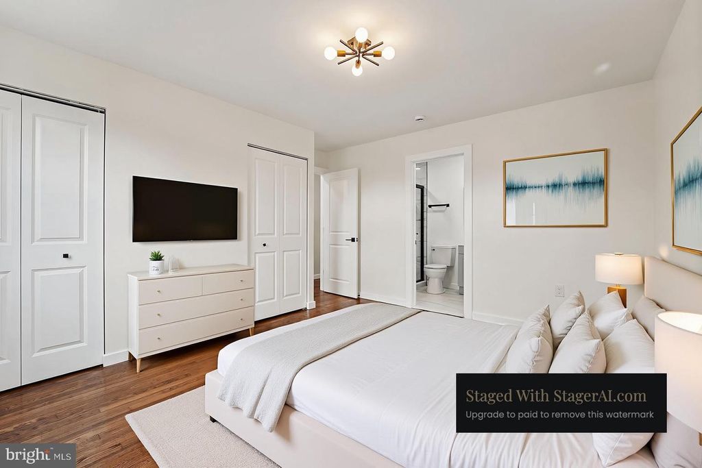 Image 18 of property listing at 436 OLD LINE AVE, Laurel, MD 20724