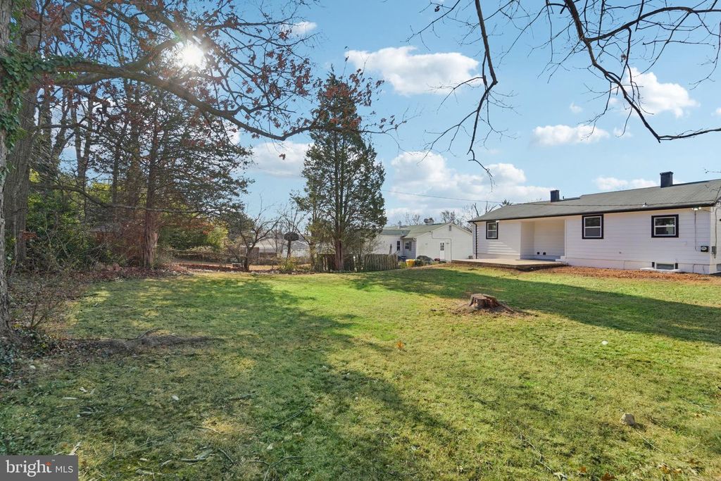 Image 35 of property listing at 436 OLD LINE AVE, Laurel, MD 20724