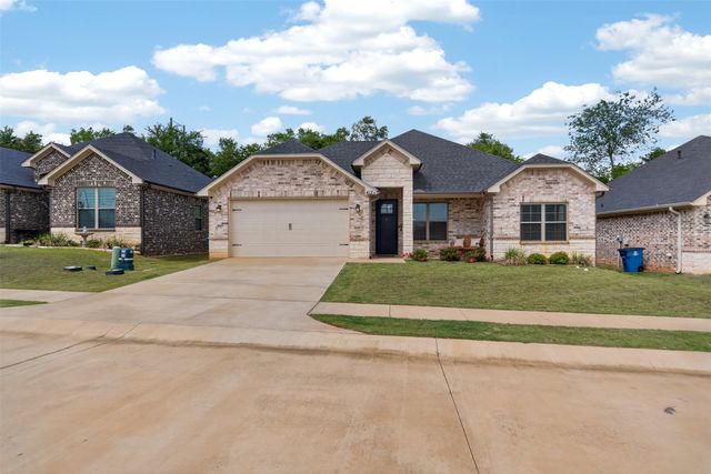 412 Faithful Road, Lindale, TX 75771
