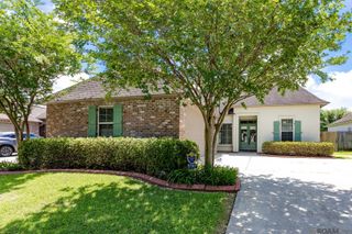9797 Market West Dr, Baton Rouge, LA 70810