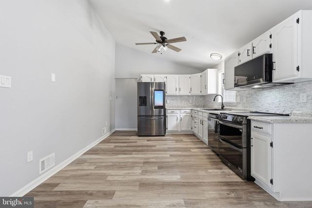 10422 HEATHER GREENS CIR, Spotsylvania, VA 22553