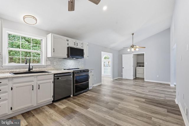 10422 HEATHER GREENS CIR, Spotsylvania, VA 22553