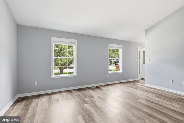10422 HEATHER GREENS CIR, Spotsylvania, VA 22553