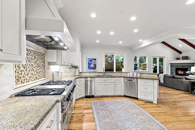 36 Gretel Court, Redwood City, CA 94061