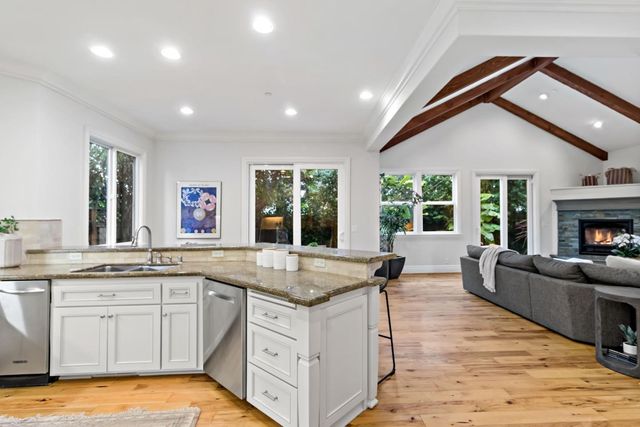 36 Gretel Court, Redwood City, CA 94061