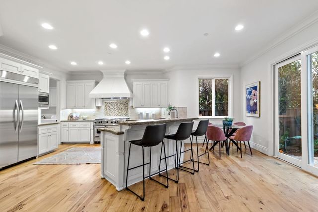 36 Gretel Court, Redwood City, CA 94061