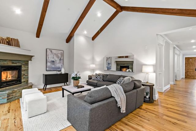 36 Gretel Court, Redwood City, CA 94061