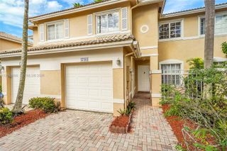 17161 NW 23rd Street 17161, Pembroke Pines, FL 33028