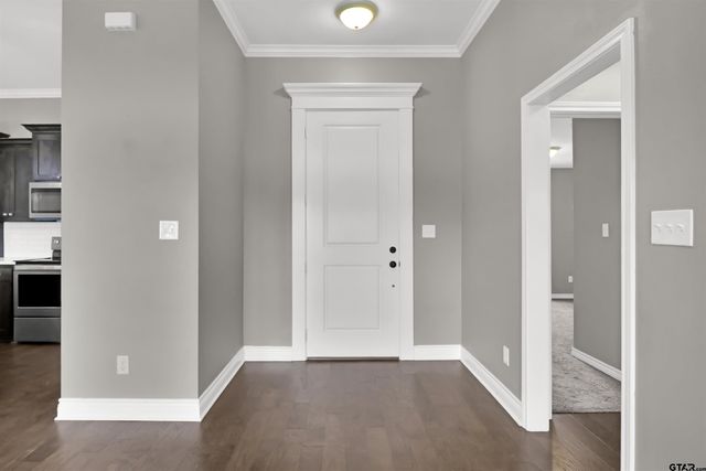 350 Smith Cir, Lindale, TX 75771