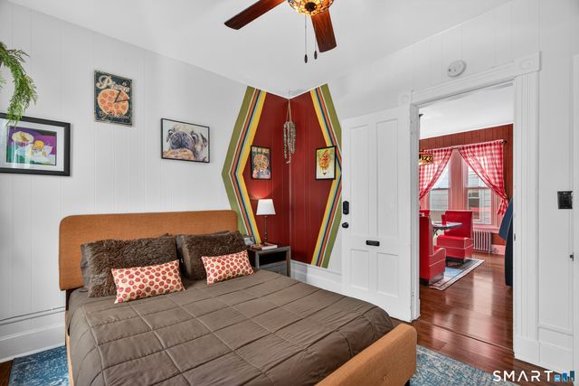832 State Street 2nd floor rear, New Haven, CT 06511