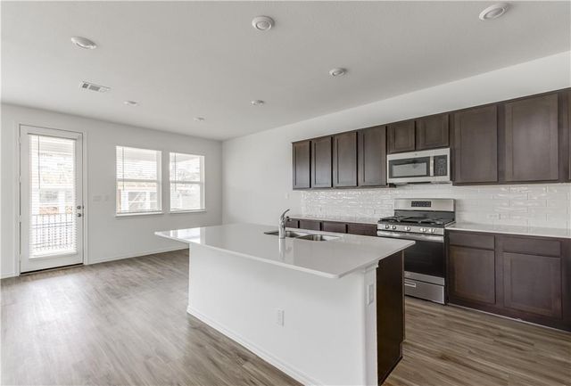 712 Affazia LN, Georgetown, TX 78628