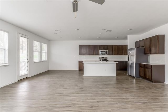 712 Affazia LN, Georgetown, TX 78628