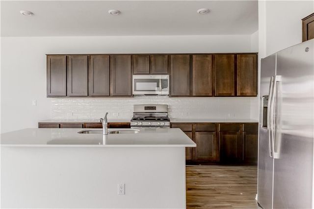 712 Affazia LN, Georgetown, TX 78628