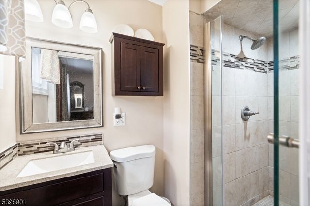 61 Fairfield Ave, Cranford Twp., NJ 07016