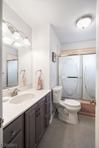 61 Fairfield Ave, Cranford Twp., NJ 07016