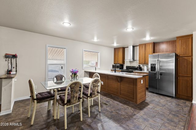 244 N 81ST Street, Mesa, AZ 85207