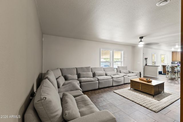 244 N 81ST Street, Mesa, AZ 85207