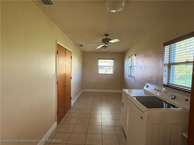 111 Bimini Street NE, Lake Placid, FL 33852